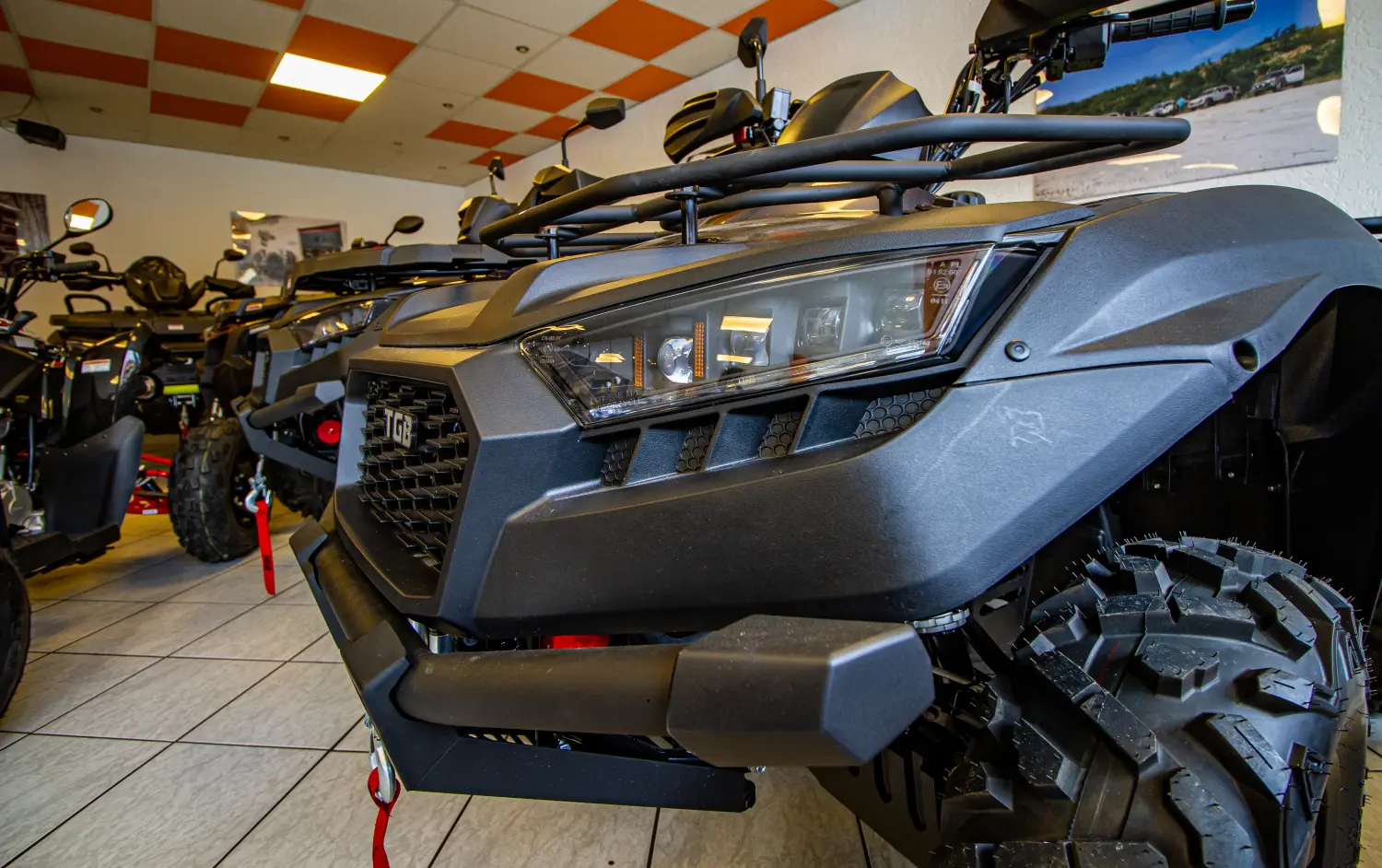 Quadfactory Beitler, Quad-Bikes im Ausstellungsraum